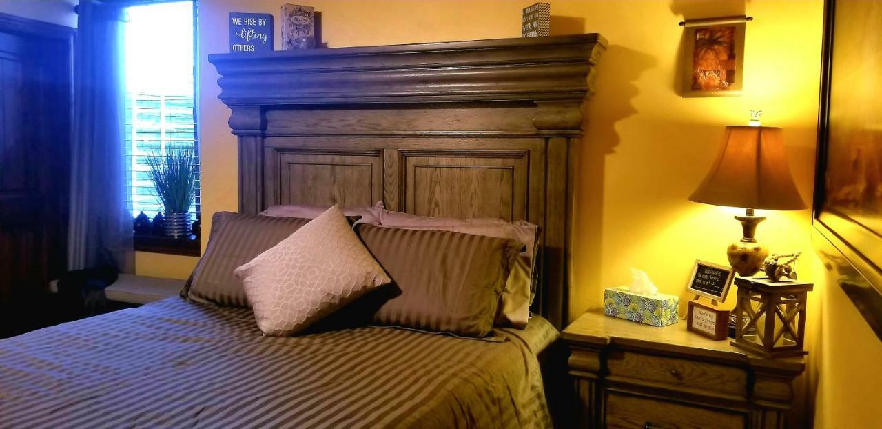 Deluxe Queen Suite,911597227:JPEG