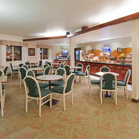 Hilton Garden Inn Colorado Springs Airport-2